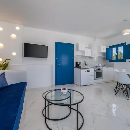 Willa Beautiful Santorini 2 Bedrooms Journey Pool & Magical Sv Karterados (Santorini)